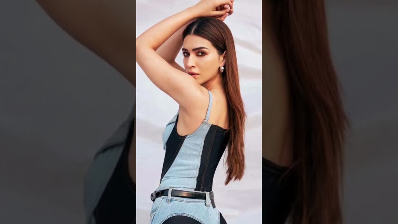 kriti sanon ki face looking bahut hi achi hai kritisanon bollywood shortvideo viral ytshorts