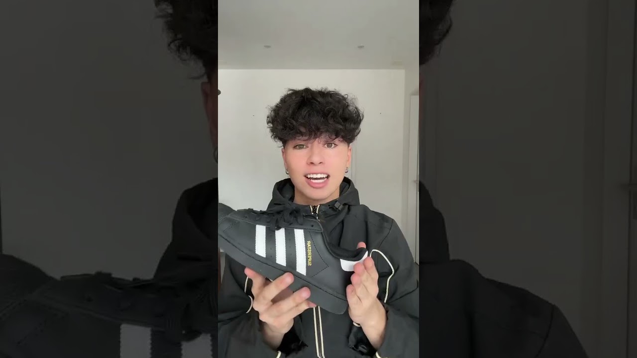 Adidas Superstars😍