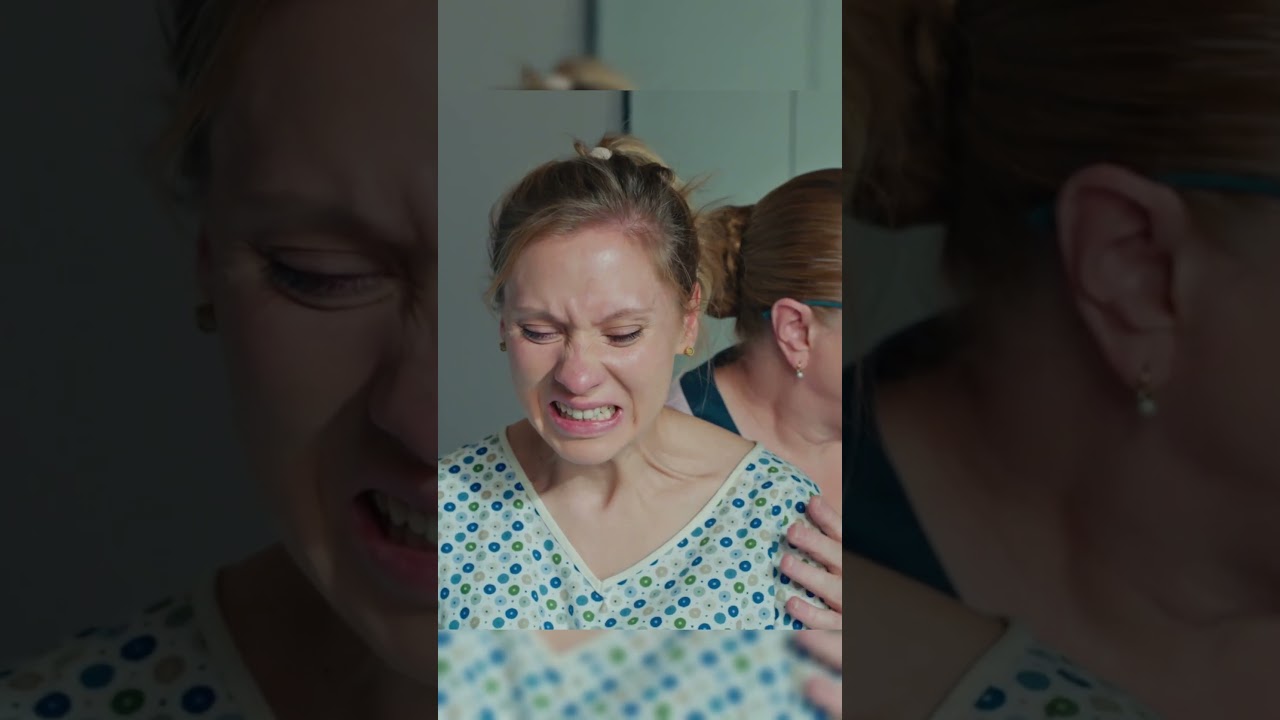 Женщина сделала рогатку на акушерском кресле 🙀 сериал тестнабеременность тренды