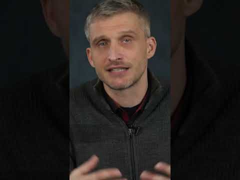 Невыполнимые нормативы OZON short shot Ozon штраф зарплата работа одежда