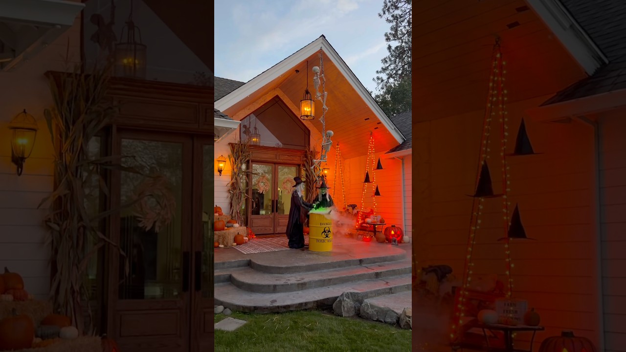Have you ever seen a porch decorated like this before?!? diy halloween porchdecor