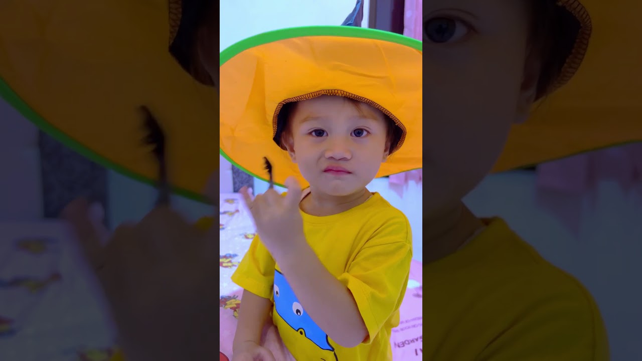 TOLONG !! KITA DISERANG ZOMBIE alethaabew helloween