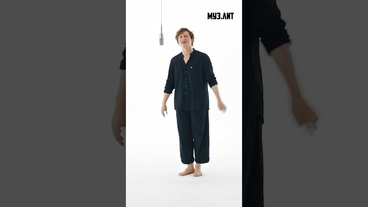 Шоу МУЗ.ЛИТ продолжается! Сегодня — Бонд с кнопкой с песней «Кухни». Приятного просмотра!