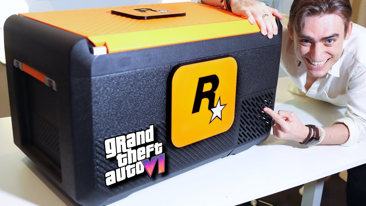 UNBOXING GTA 6 PRE-ORDER BOX! (BETA GAME INSIDE!?)