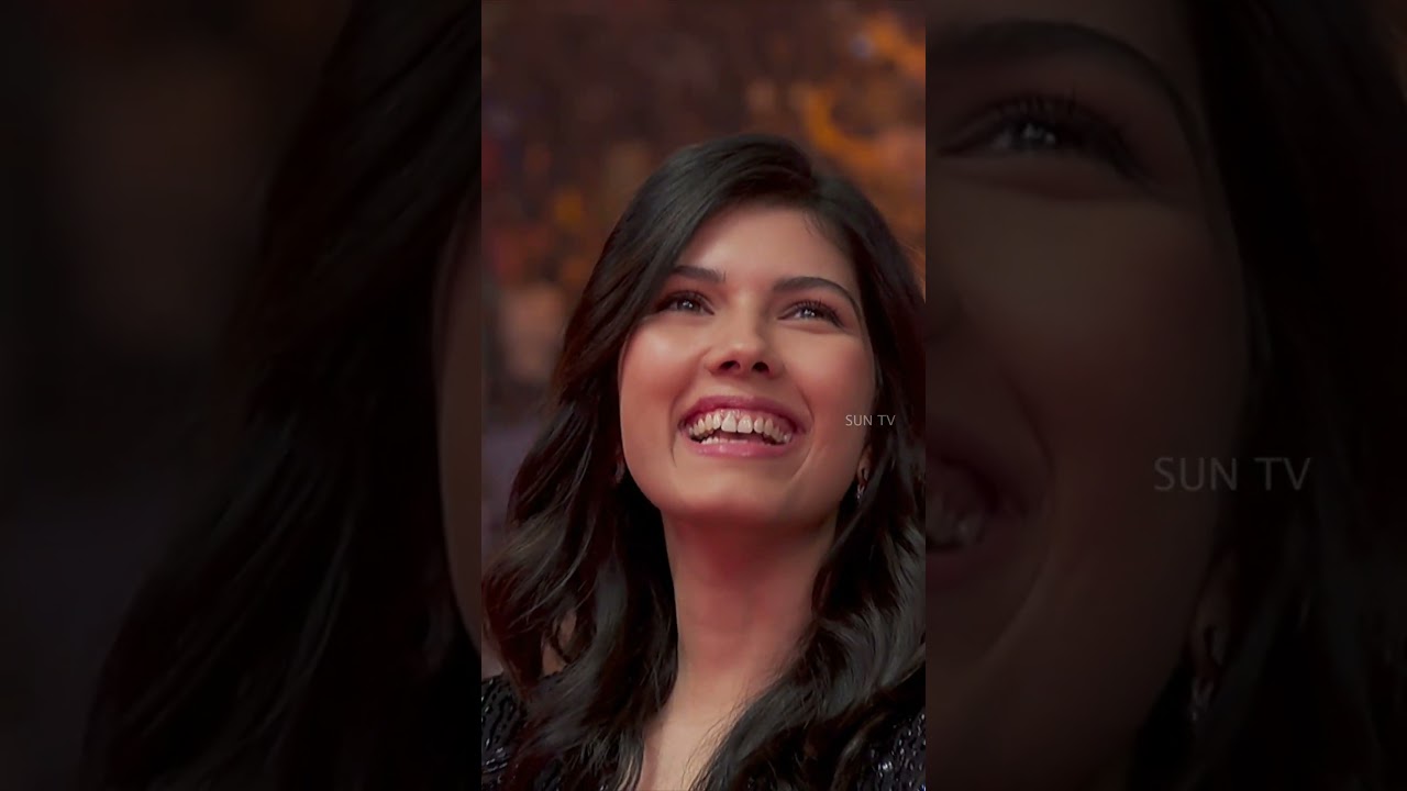 The Only and only Super Star on the red Carpet! | #jaileraudiolaunch #Shorts |  Sun TV