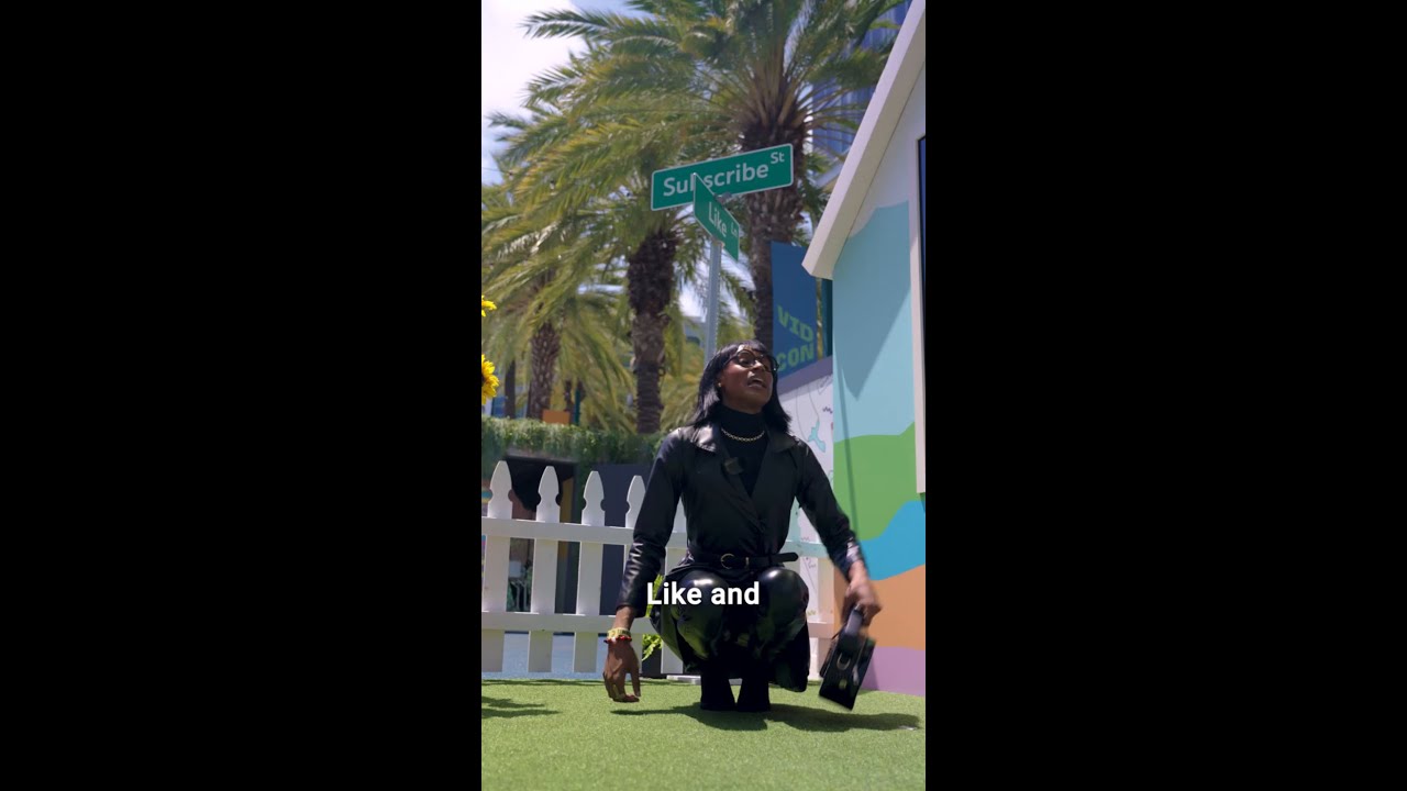 walking into youtube's 20th party like @khiankb