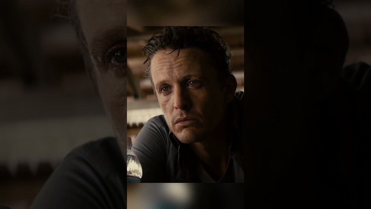 Девочка раскусила копа  😱 cinema фильм кино movie shorts