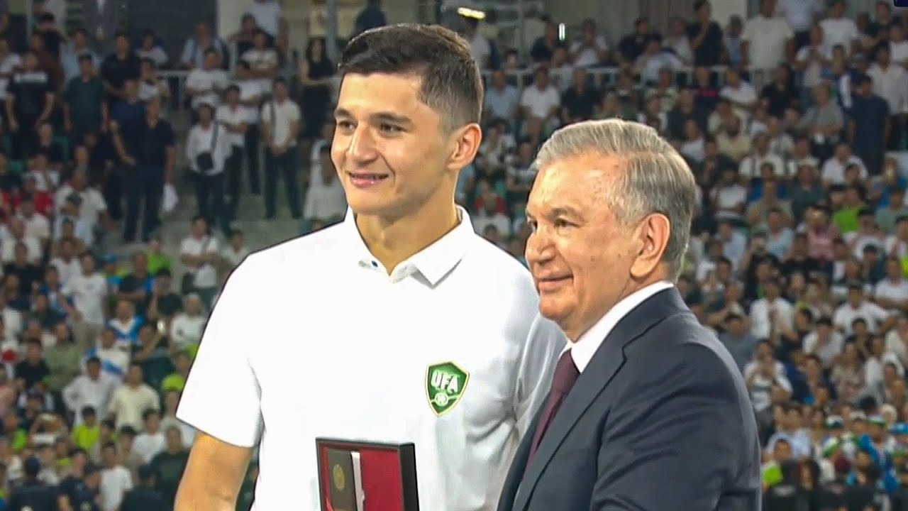 Shavkat Mirziyoev futbolchilarga BYD sovg'a qildi | O'zbekiston - Qatar 3:0