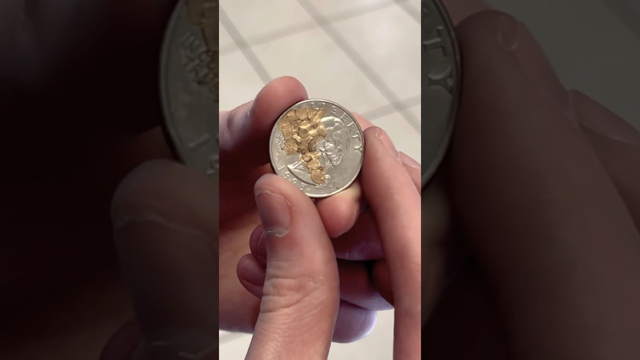 Day 38 Trying to Win MONEY from a Coin Pusher! #shorts #arcade #money