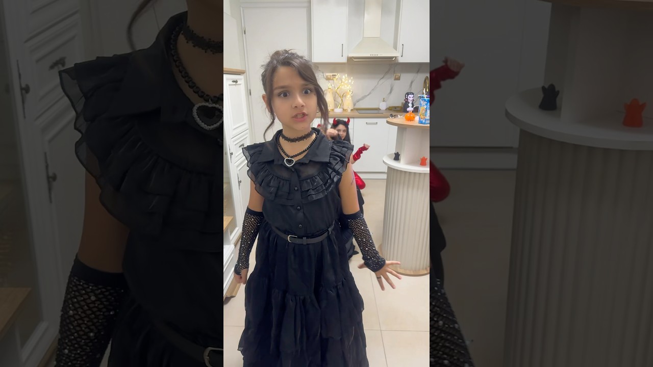 Wednesday dance 💃 Halloween party andriana halloween alenaandprincess wednesday