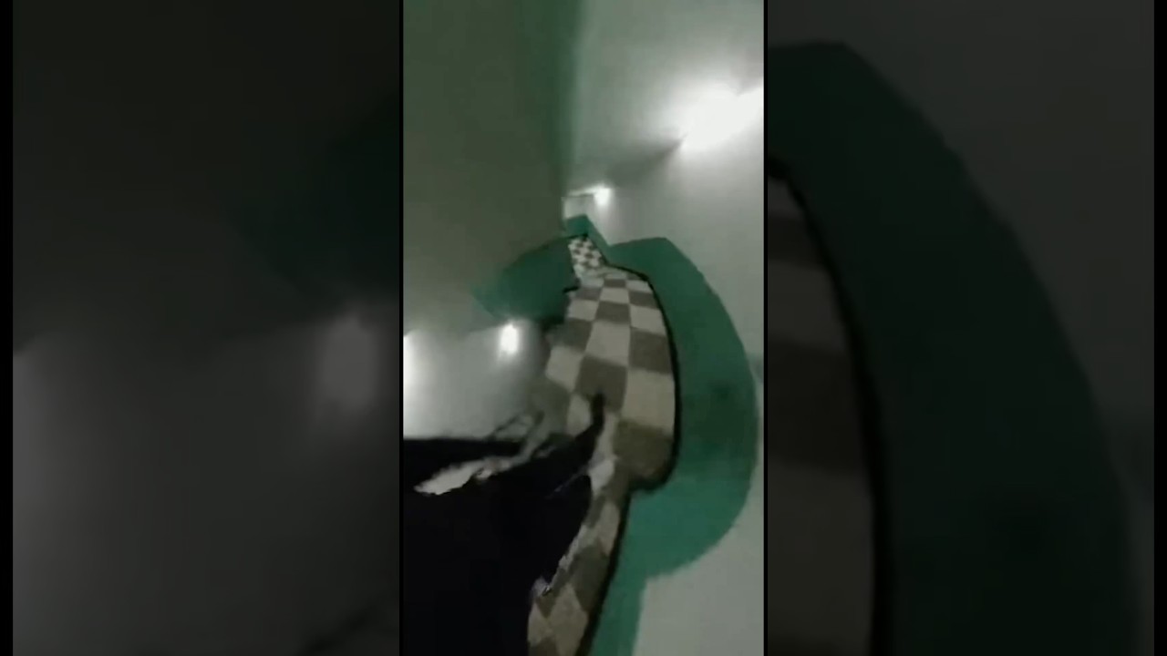 Между настоящим и следующим этажом существует этаж pov entrance anomaly liminalspace nightmare