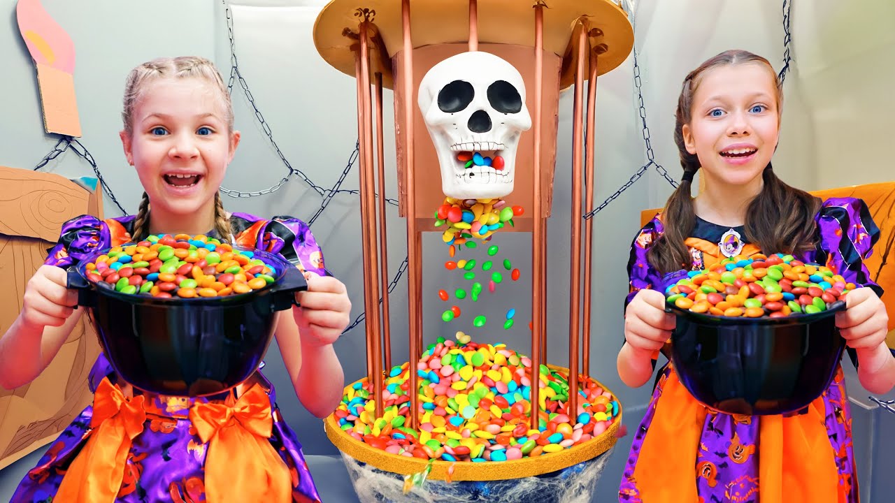 Diana’s Trick or Treat Halloween Adventure 🎃👻💀