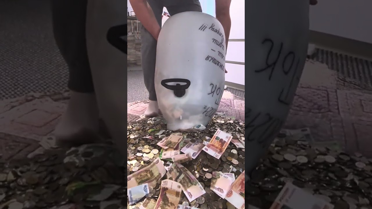 Когда копил три года копилкаденьги хобби мелочь монеты 200 кг+