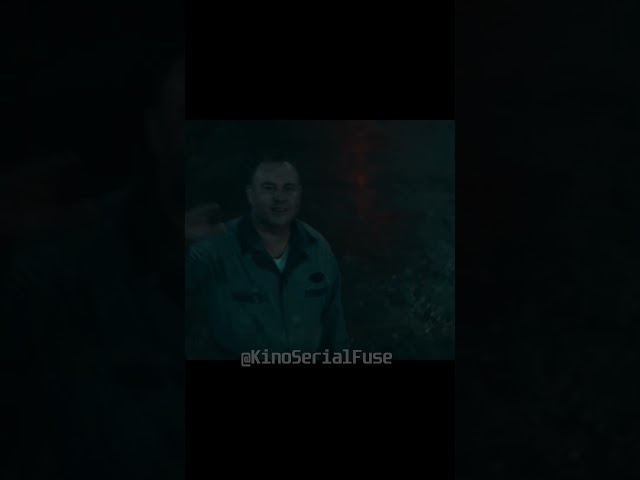 Вовремя опомнился и не впустил их в автобус ночью shorts извне from