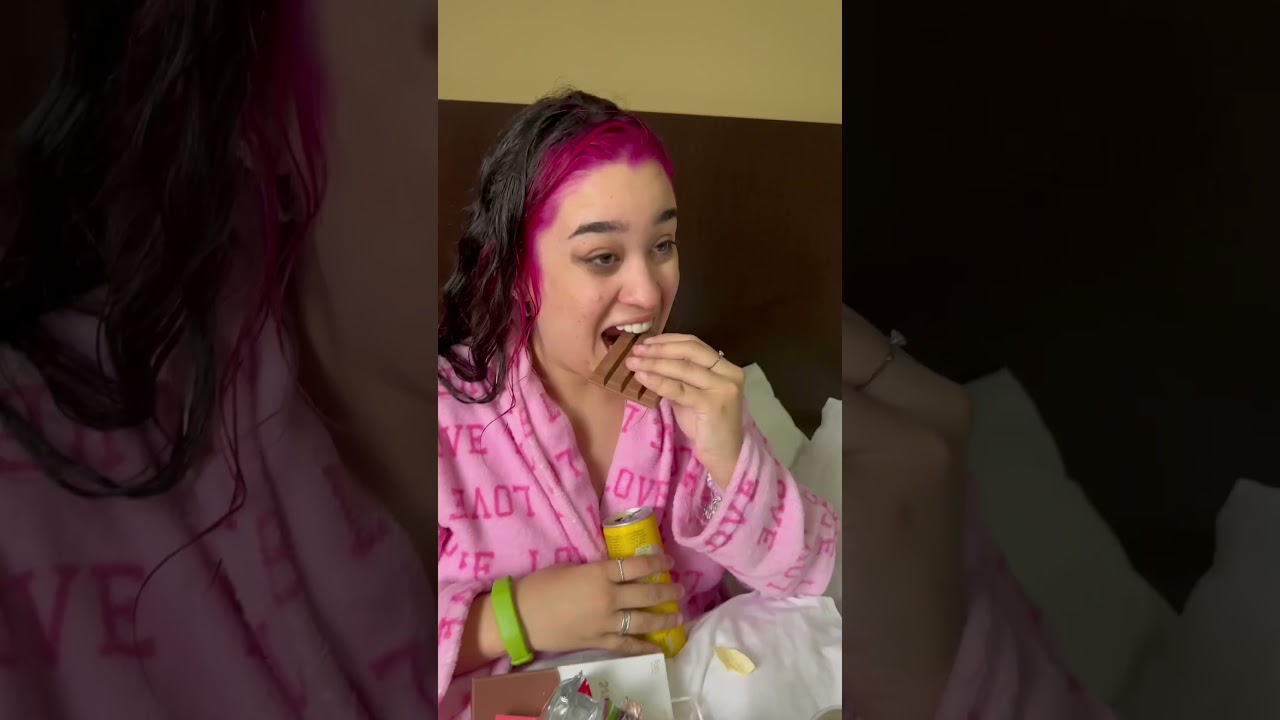 TUDO QUE EU COMO EM UM DIA DE RESORT *me arrependi muito 😭