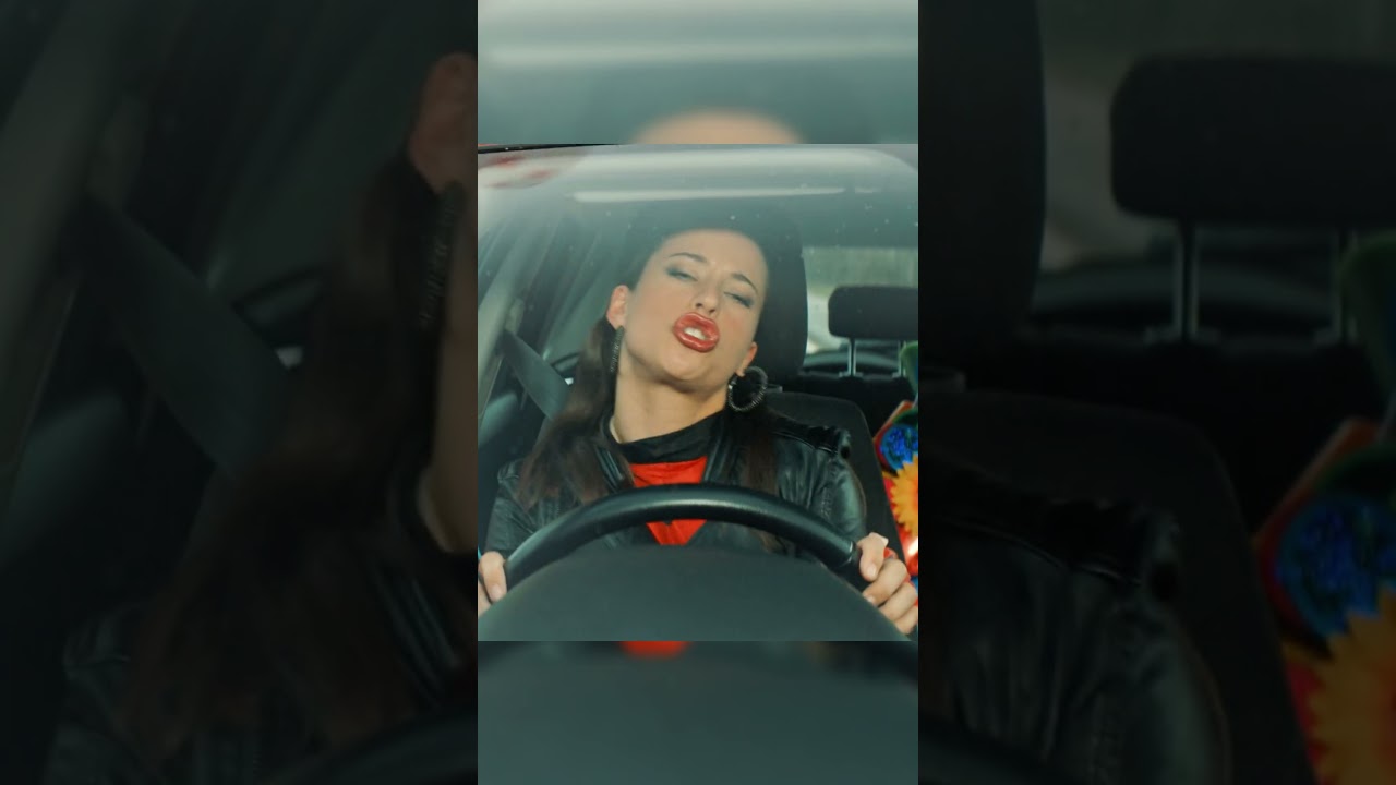ЖЕНА ПОПРОСИЛА МЕНТА ПОДАРИТЬ МАШИНУ НО ОН НЕ РАССТЕРЯЛСЯ🤣 сериал момент нарезка кино