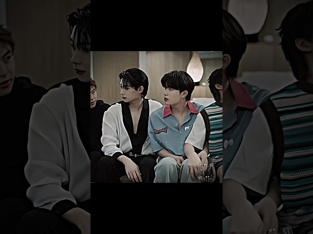 [BL]~The way he looks at him!🌚💗 / Battle Of The Writers / Tutoryim Series / blshortstutoryim
