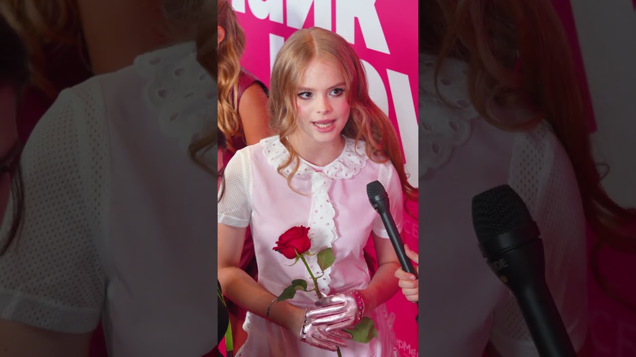 Milana Star выступает с песней «Тусоваться» ⭐ Первое посещение Супер Лайк Шоу 2025 тренды шоу