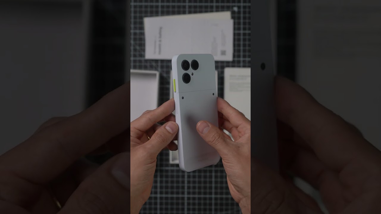 Unboxing The Fairphone (Gen. 6)
