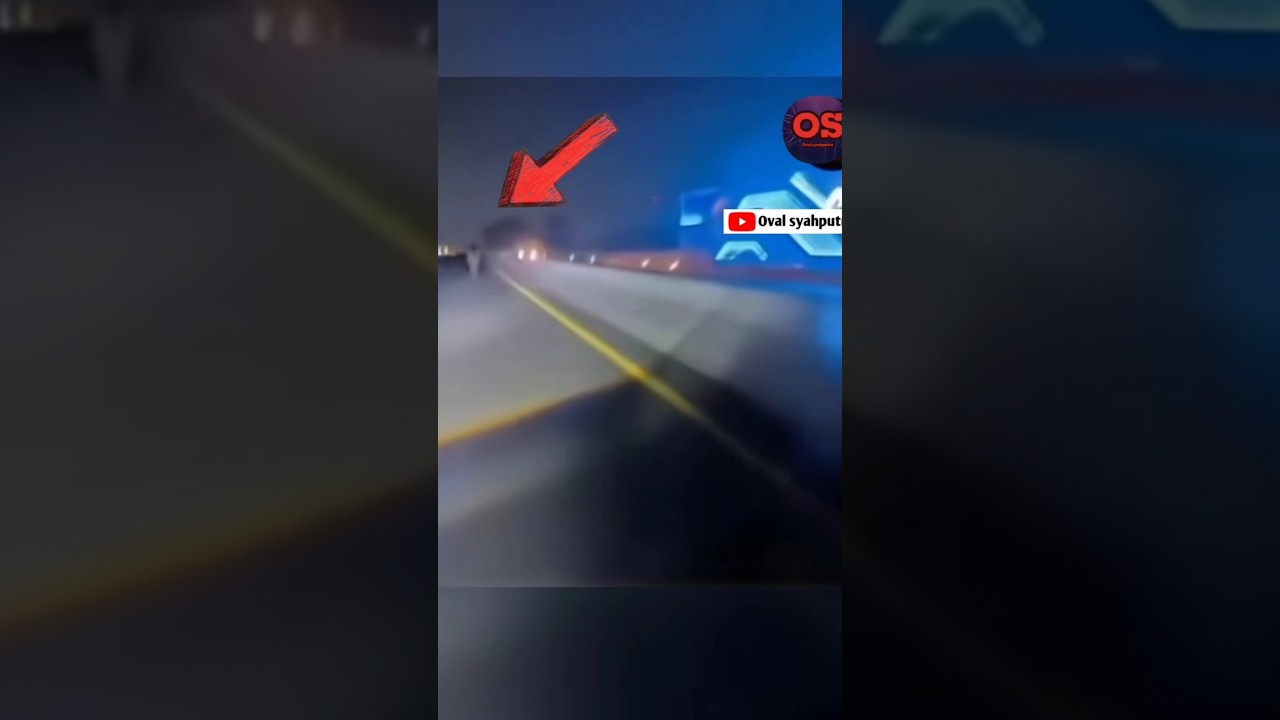 Momen kejadian aneh di pinggir jalan flayover ‼️ misteri horror mistis film hantu filmhantu