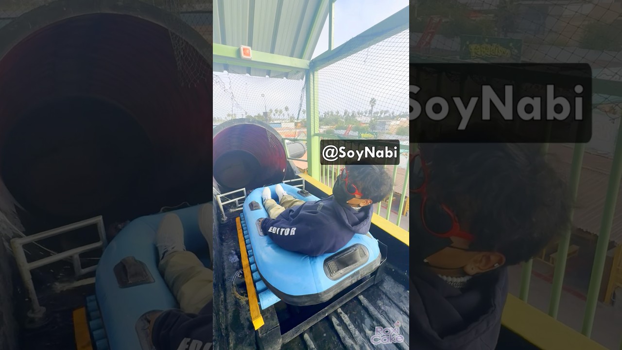 GRITOS EN EL TOBOGAN EN LA VIDA REAL 🙀 SHORTS ROBLOX YOUTUBERS