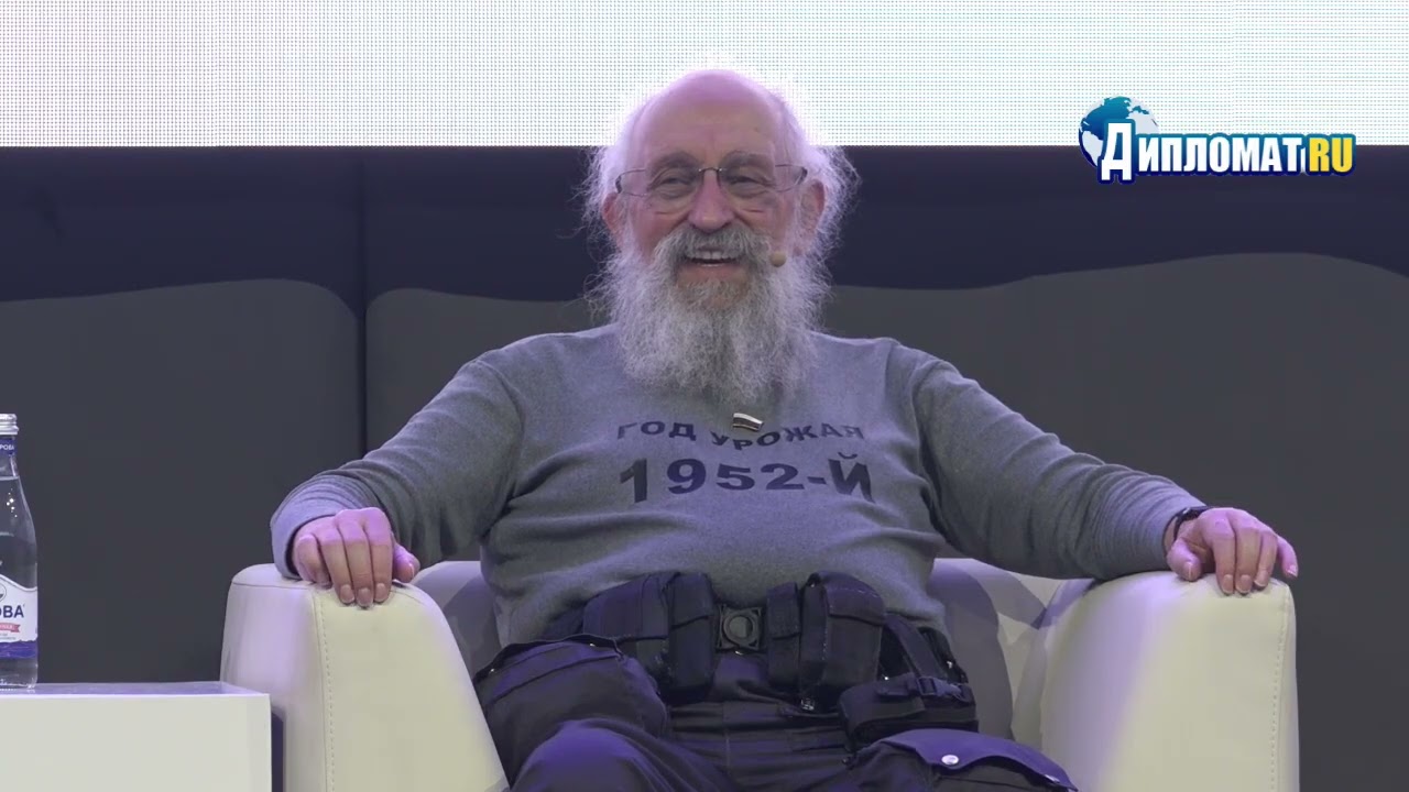 «Искусственного интеллекта нет!»: Анатолий Вассерман о главной иллюзии XXI века