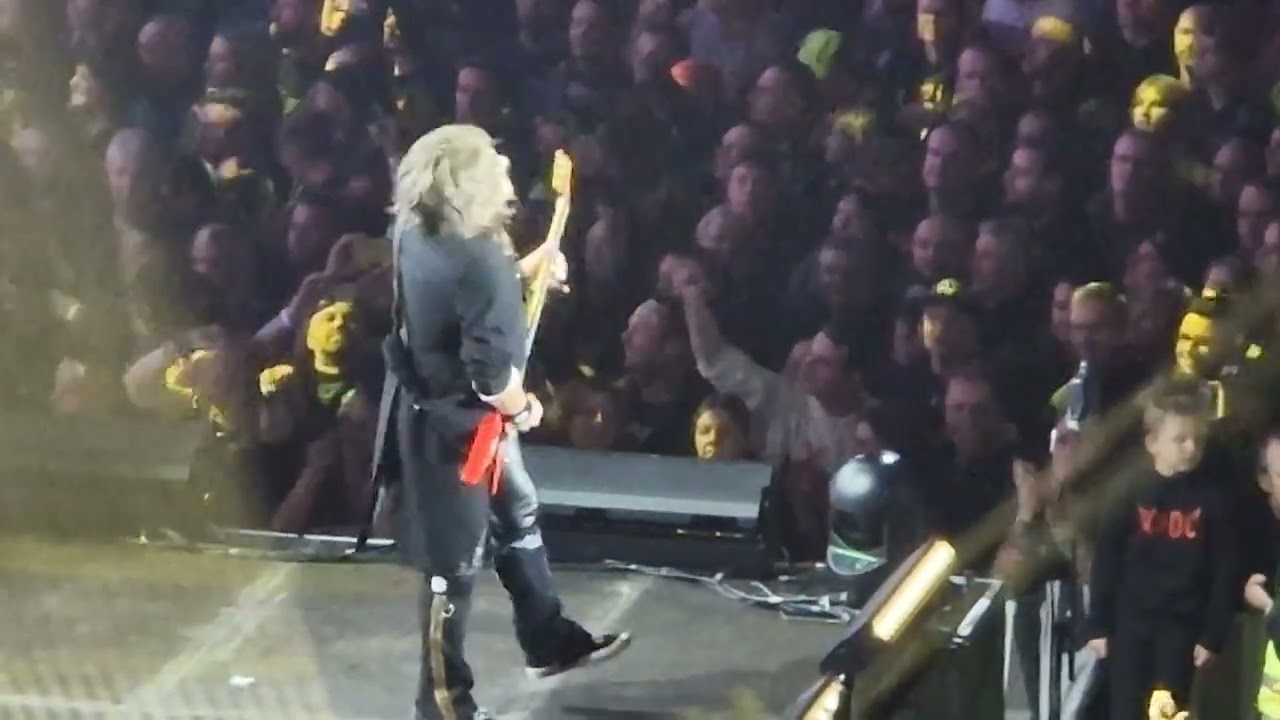 Helloween  - I Want Out live in Zvolen Slovakia 