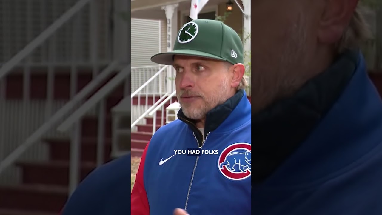 ICE agents deploy tear gas before Chicago Halloween parade