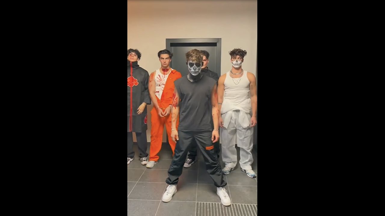 🎃 Halloween Boys 🎃 @elevatorboys  *FAKE BLOOD*