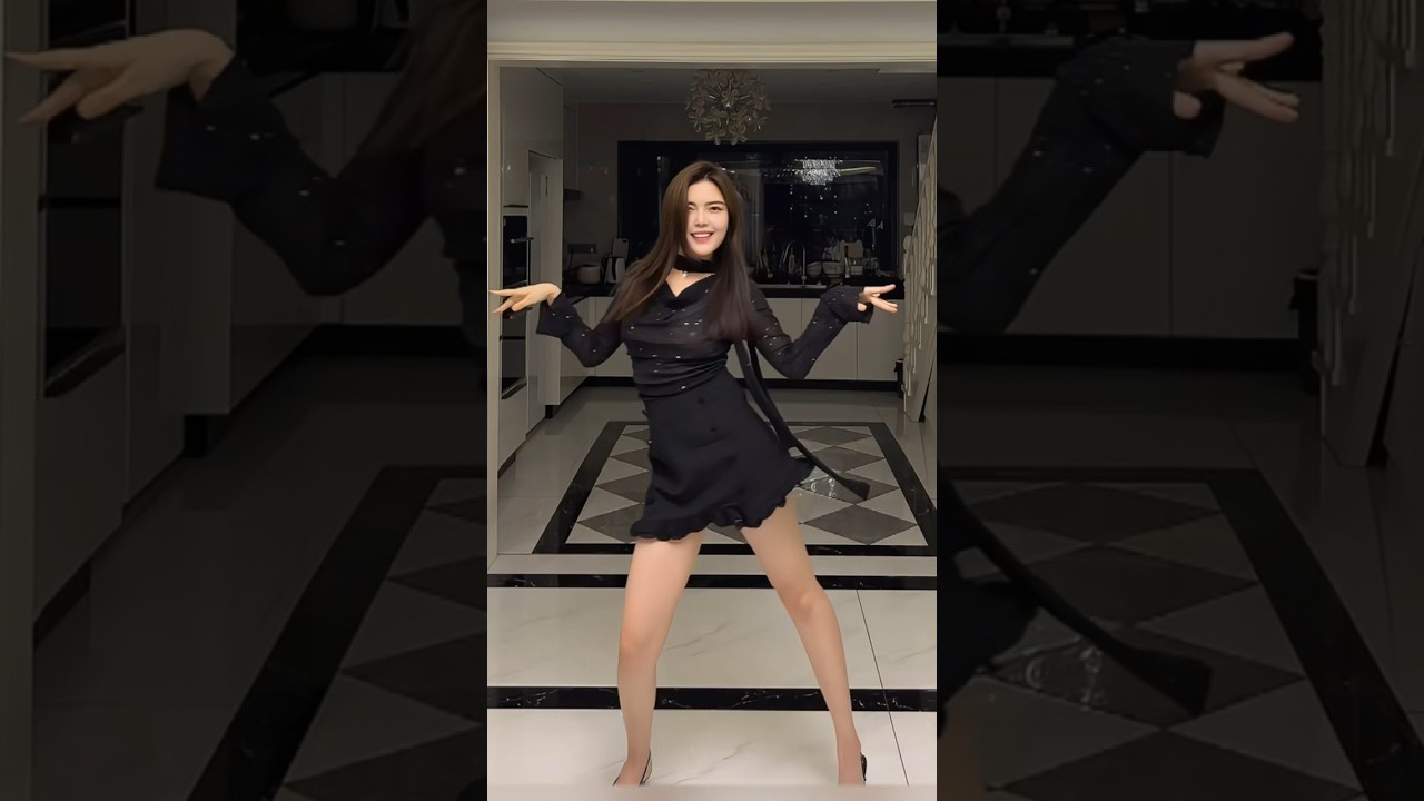 Fast Cars &amp; Superstars (Original Mix) Dance Video｜ ELIN艾琳｜#trending #dance #dj