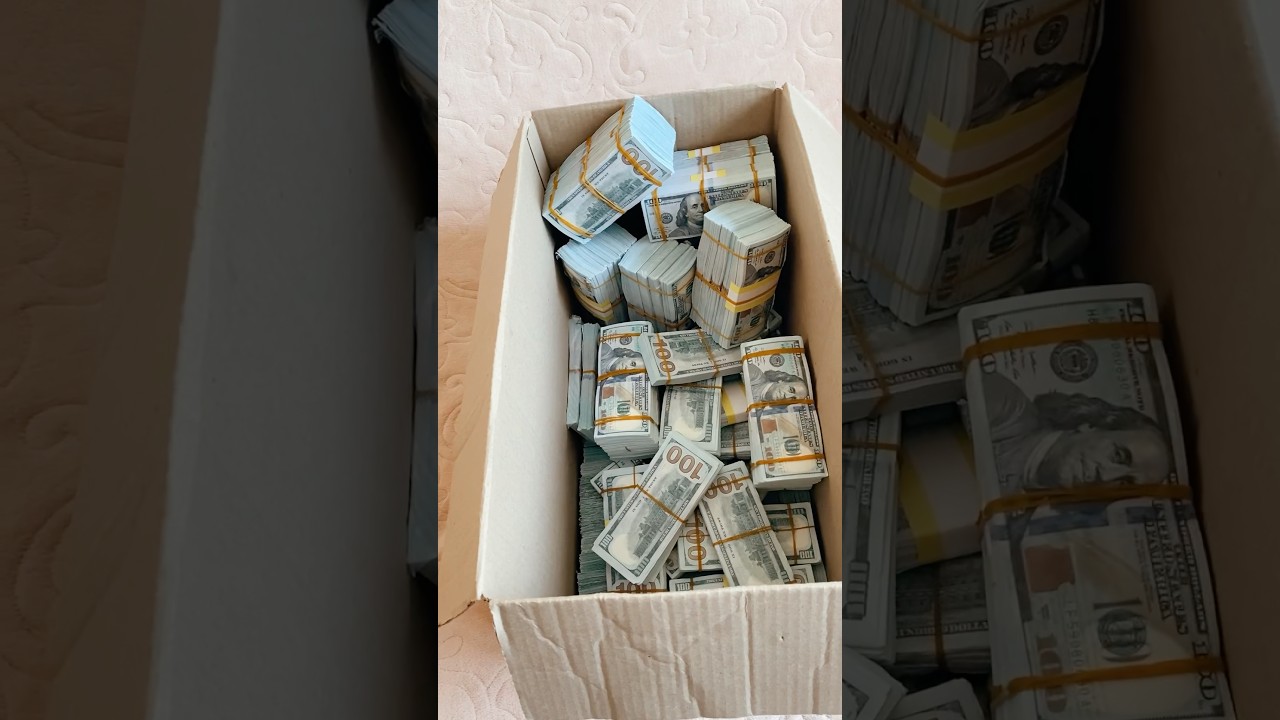 #money #motivation #dendreams #cash #asmr #affirmation #positive #asmraffirmations #millionaire