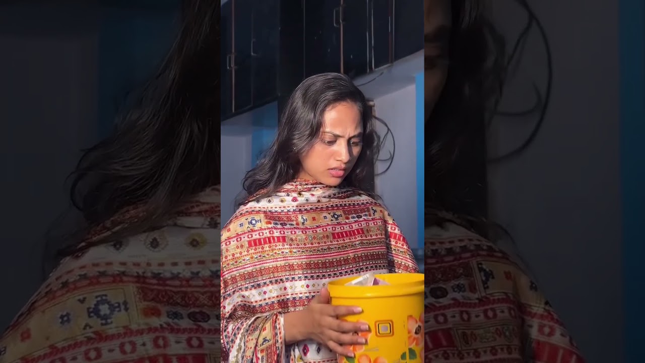 Bohot paisa he apne paas #sad#ladki#wife#reels#paisa#money#earnmoney#fyp