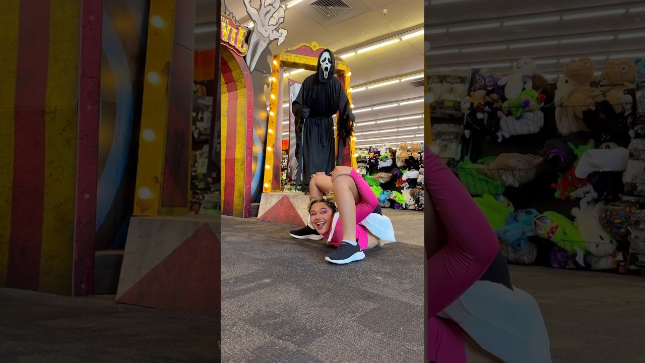 SPIRIT HALLOWEEN 2024! WHAT IS HAPPENING IN THE BACK!? BENDBOT 100 MILLION VIEWS!@merrickhanna