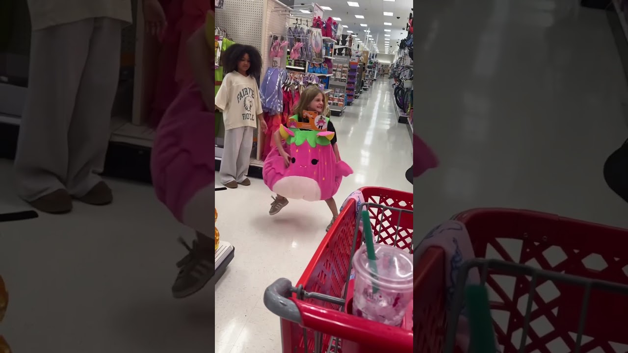 How we try on Halloween costumes 👻🎃 funnykids shorts halloween @MadilynCurtis